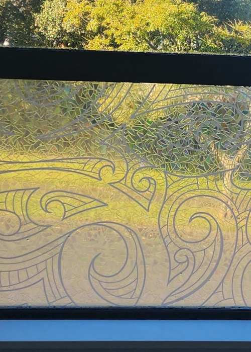 🌙 Maori Āniwaniwa (Semi Clear)-85cm Wide